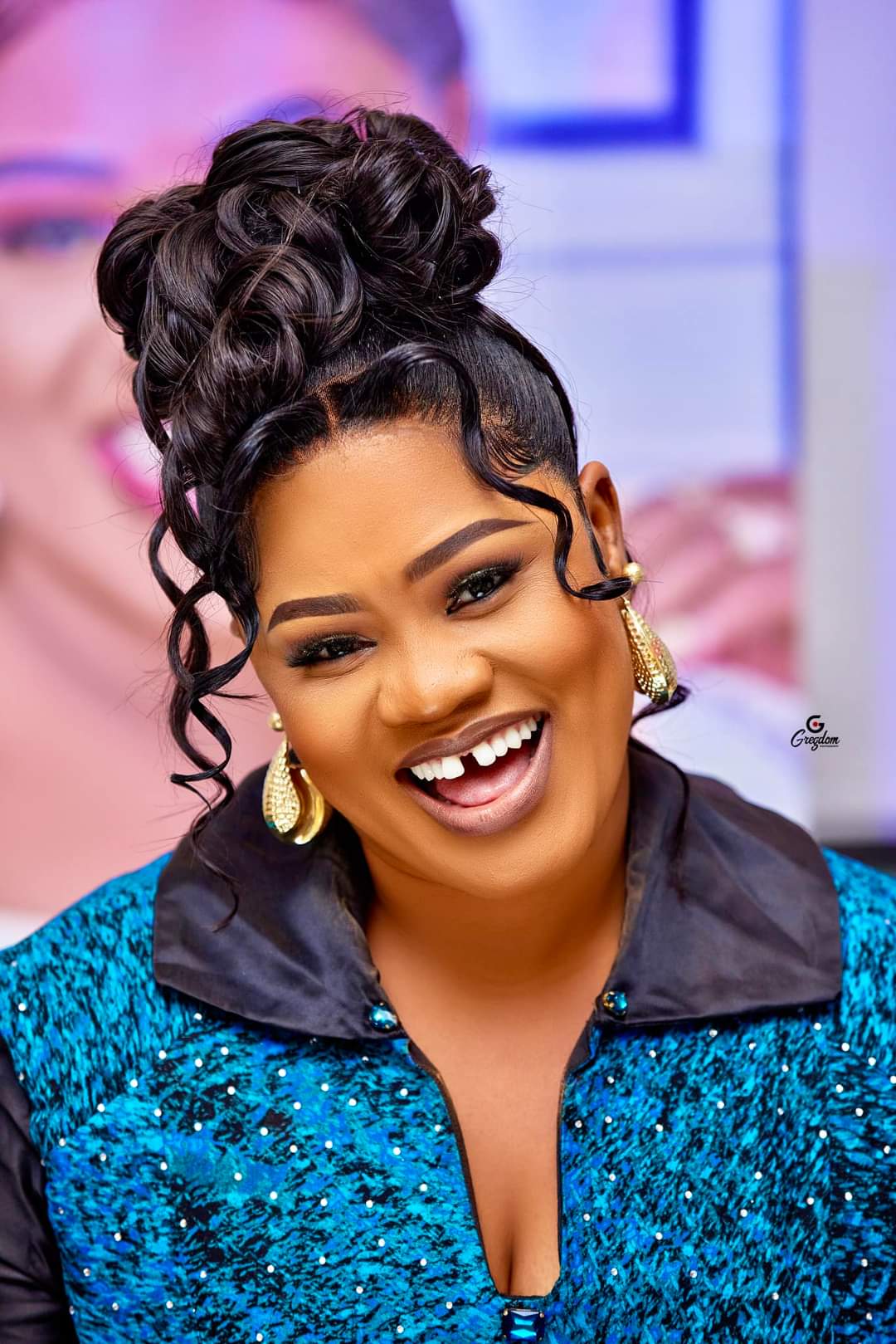 Obaapa Christy - Emma Me Nsre (Let Me Not Beg)